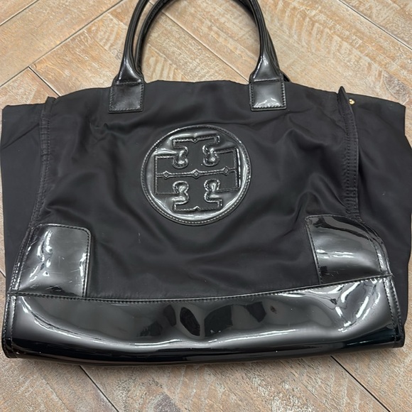 Tory Burch Mini Ella Patent Tote Bag - Picture 3 of 12